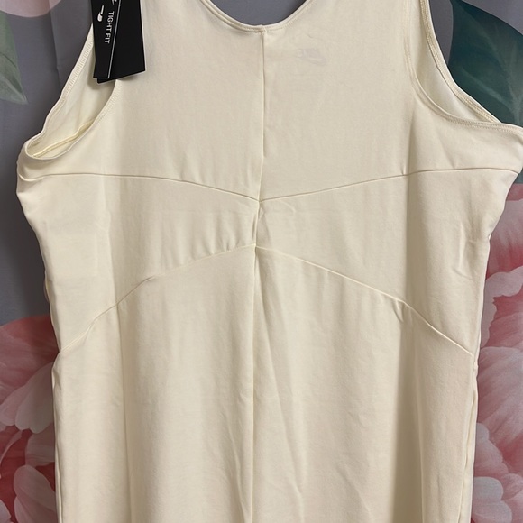 Nike romper right fit size XL - Picture 3 of 8